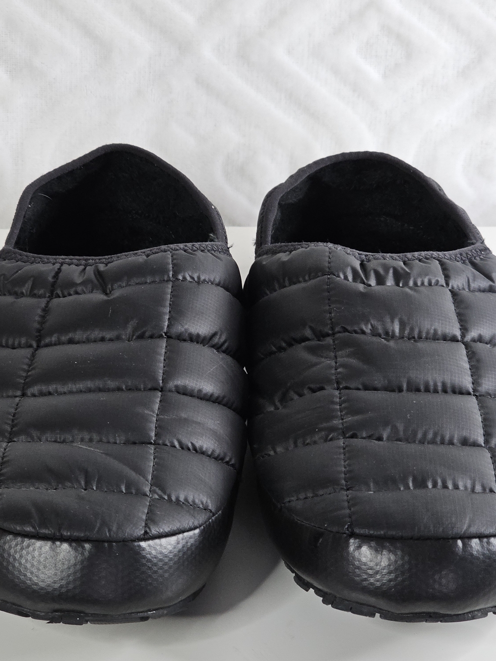 The North Face Black Quilted ThermoBall Slip-On Slippers - Picture 2 of 8